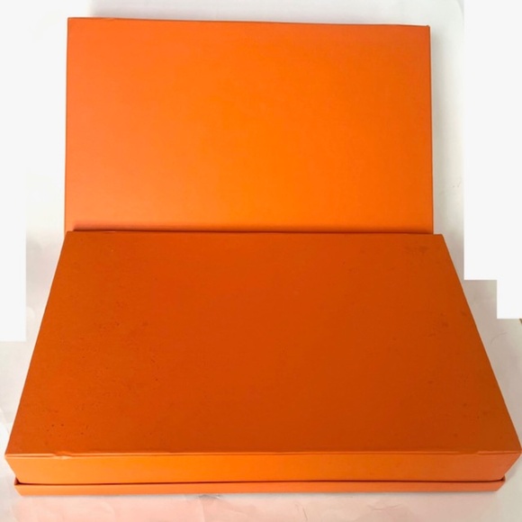 Authentic Hermes Shirt Boxes, 2 boxes - Picture 6 of 7
